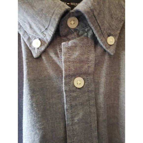 Tommy Hilfiger Mens Classic Fit Shirt Short Sleeve Blue Chambray Button XL - Picture 3 of 11